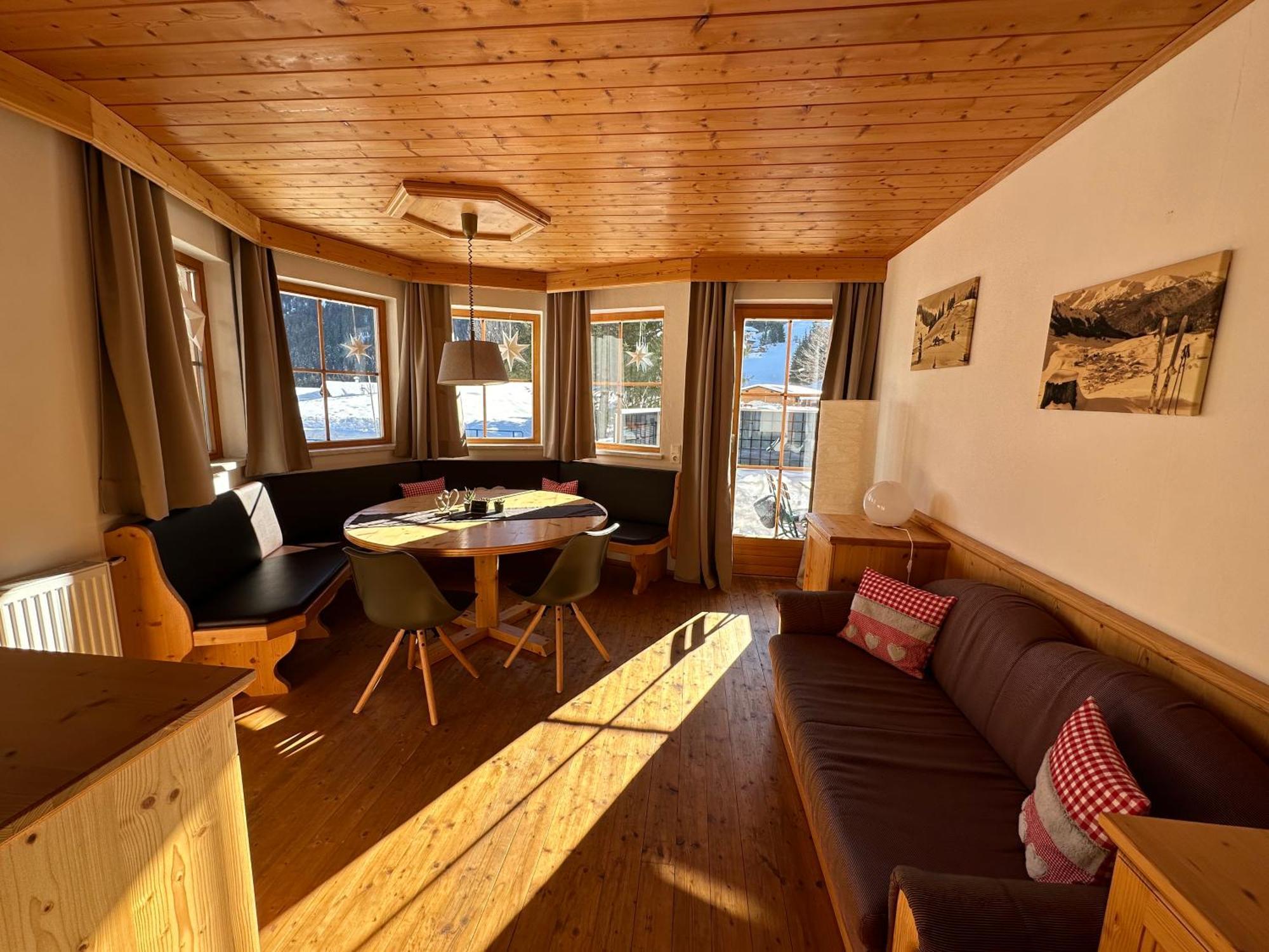 Tiroliving Apartment Berwang Bagian luar foto