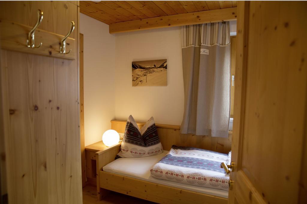 Tiroliving Apartment Berwang Bagian luar foto